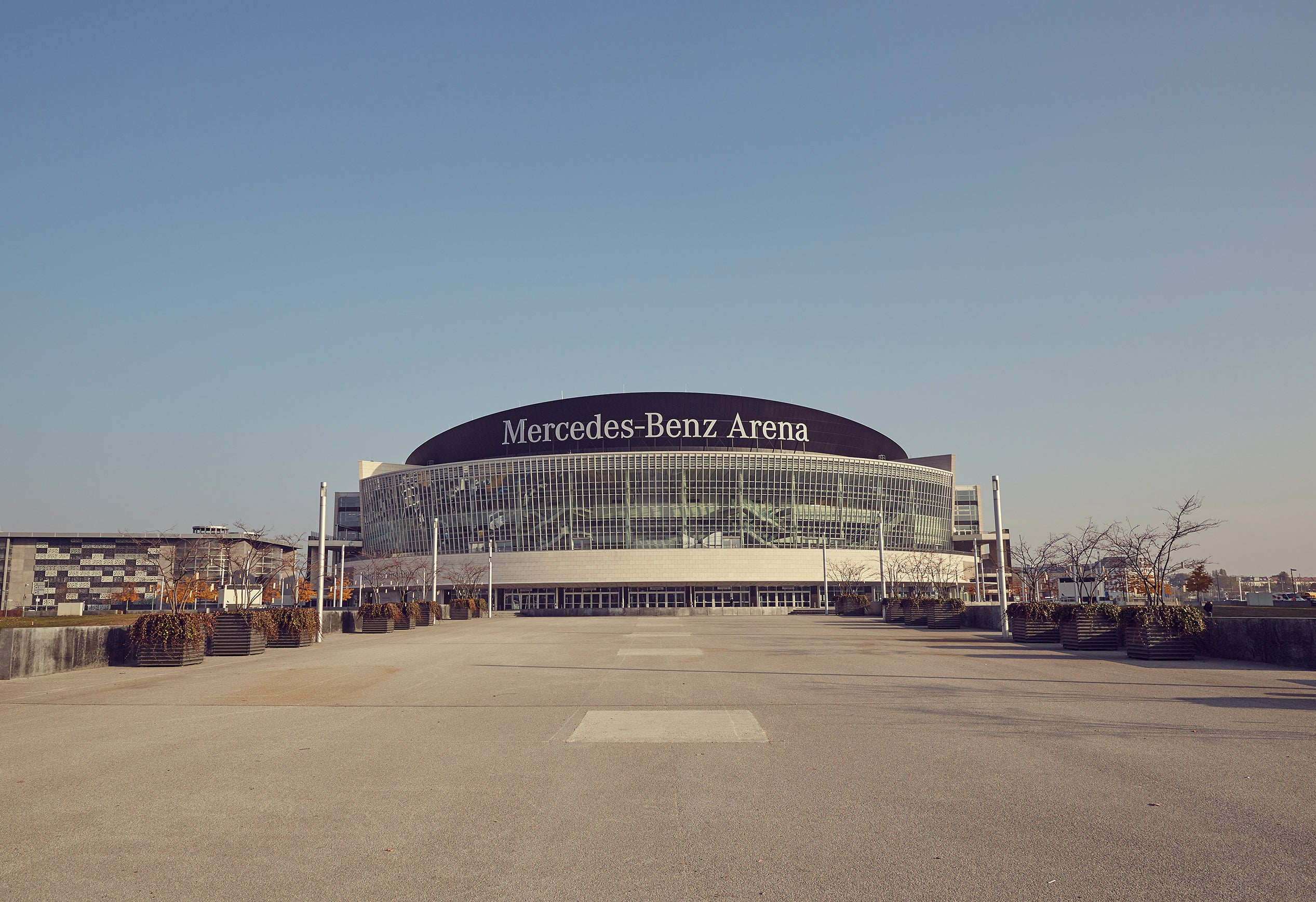 Außenansichten MercedesBenz Arena Berlin